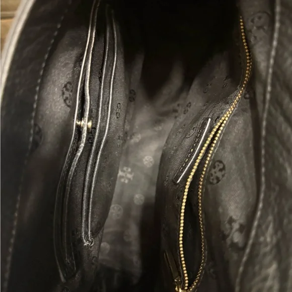 Tory Burch Hobo Shoulder Bag in black - Picture 11 of 15